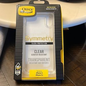 Otter box Symmetry clear for iPhone X/Xs